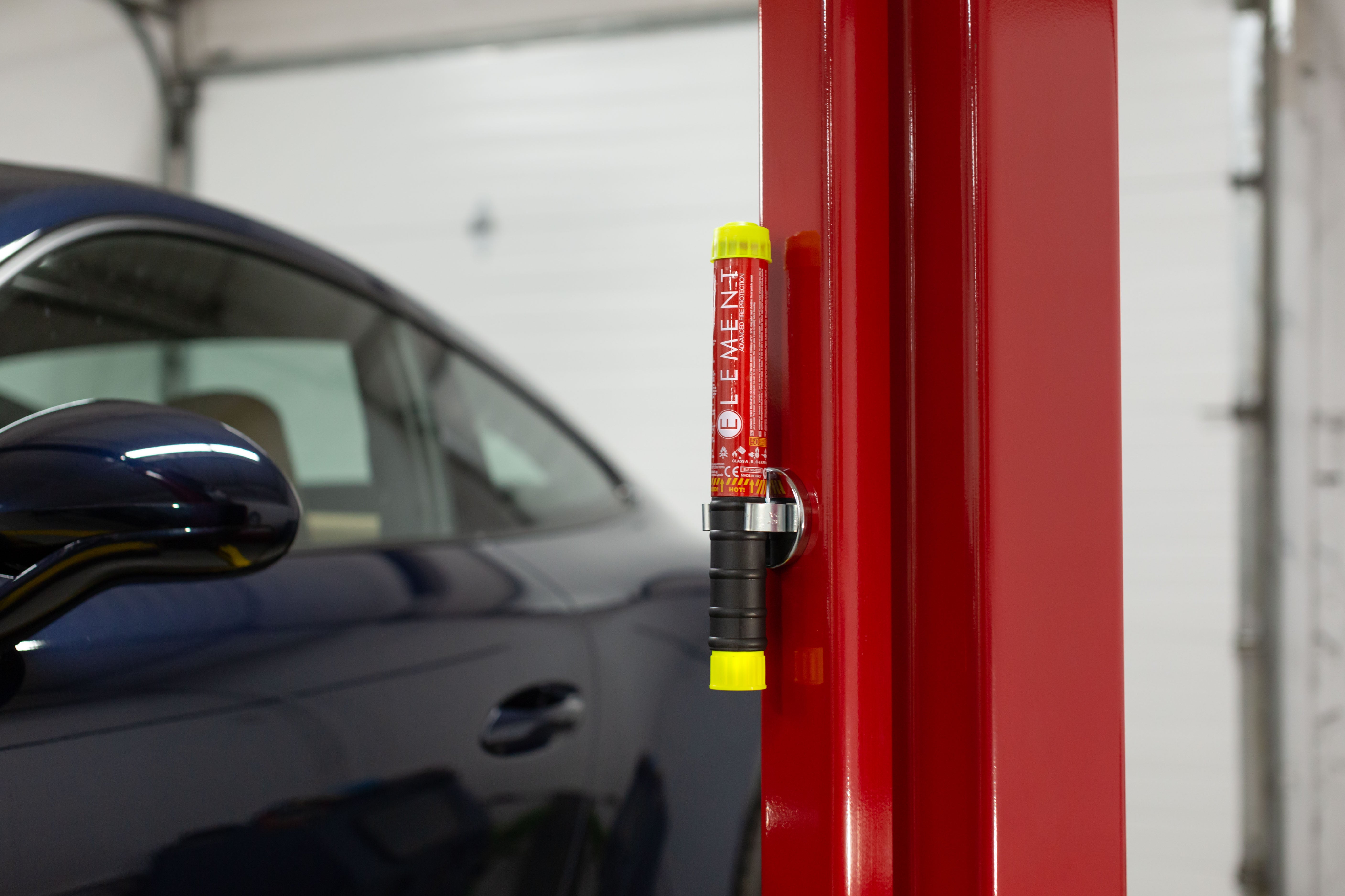 E50 Fire Extinguisher Magnetic Mount