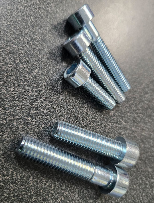 Socket Head Screws - Class 8.8 Zinc DIN 912